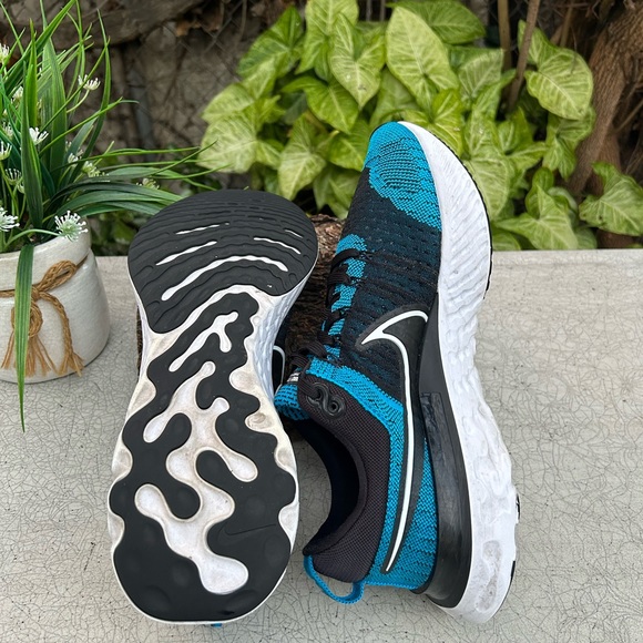 NIKE React Infinity flyknit 2 Running Blue Orbit & black size 12 - Picture 8 of 13